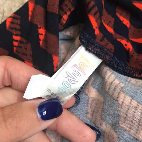 Lula Roe one size patterned leggings - Picture 2 of 4